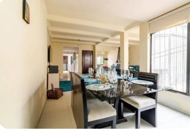 Casa Hermosa Quito 0*,